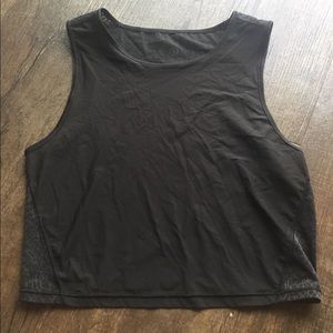 Lululemon cropped tank